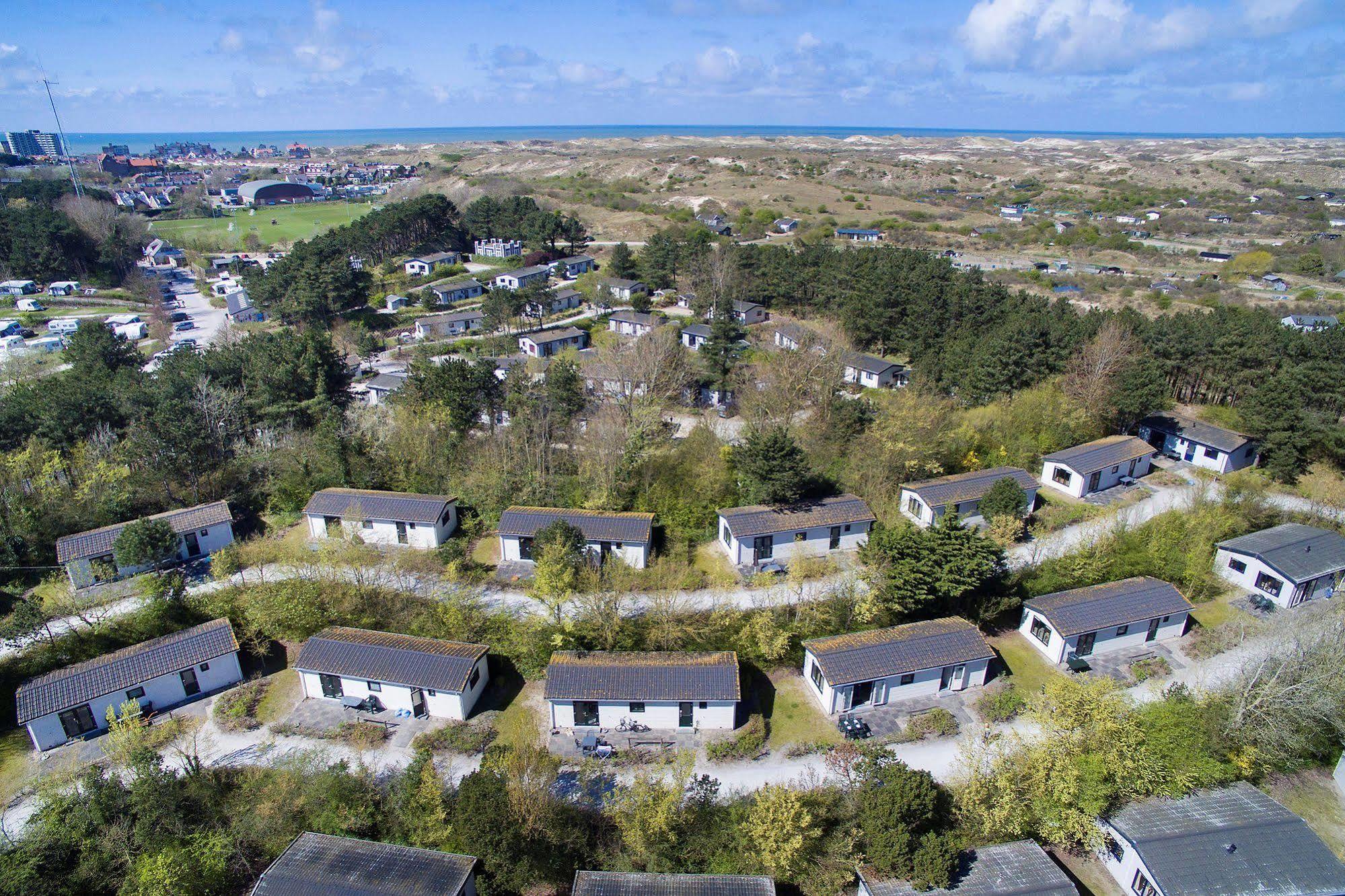Roompot Kustpark Egmond Aan Zee Buitenkant foto